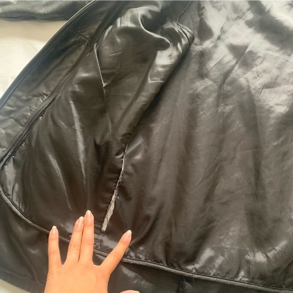 Danier 100% genuine leather coat black Mens size MED full zip with collar - Picture 9 of 16